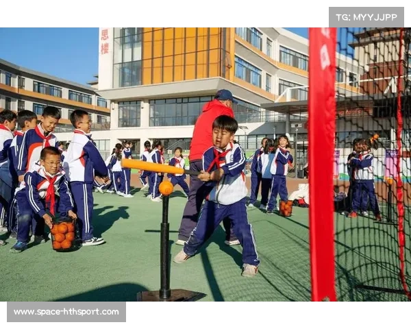 软式棒垒球在校园推广，盘锦站活动显示学生接受度高